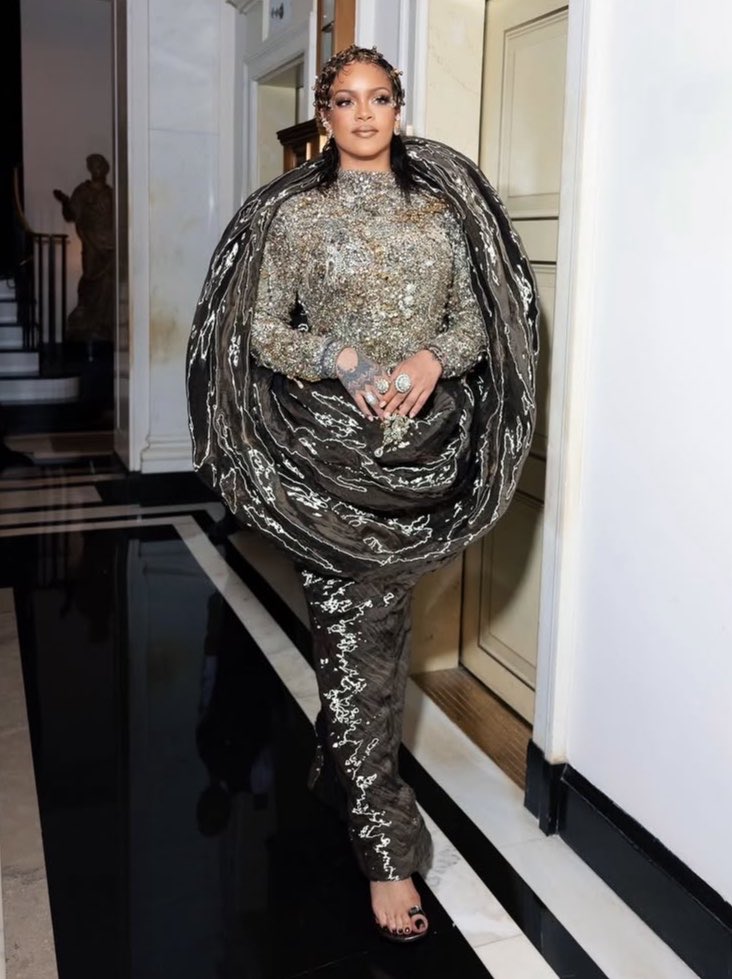 Rihanna MetGala
