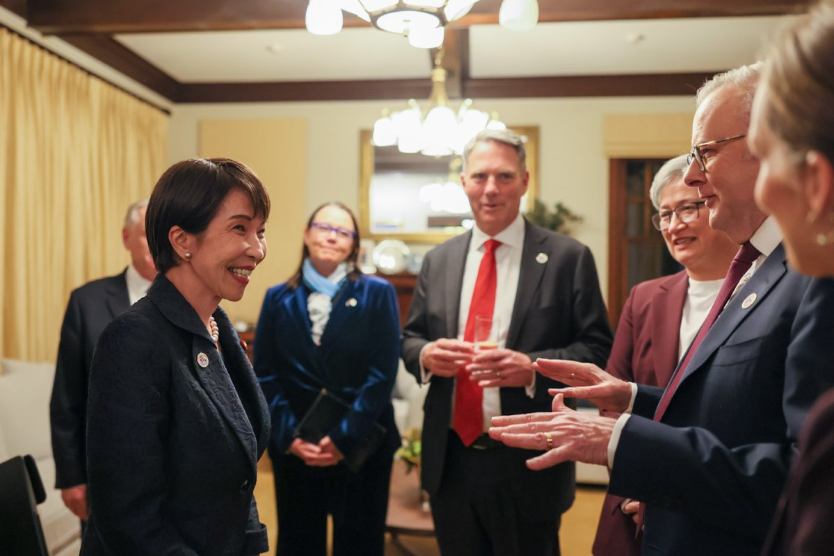 MofaJapan_en's tweet image. PM TAKAICHI participated in a Japan-Australia Summit Dinner hosted by the Hon. Anthony ALBANESE, MP, Prime Minister of the Commonwealth of Australia.
#Australia
(Photo: Cabinet Public Affairs Office)
mofa.go.jp/a_o/ocn/au/pag…