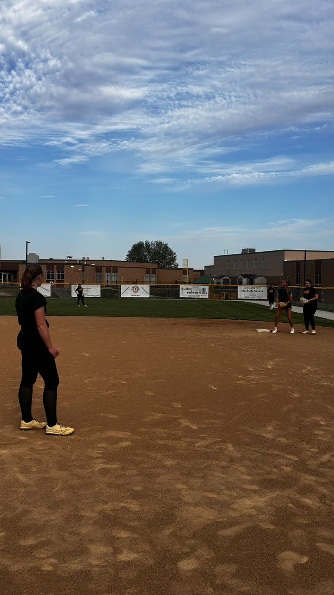 Saint Albert Saintes Softball tweet media