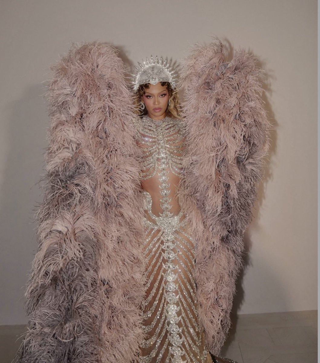 seyoncé 𐚁 tweet media