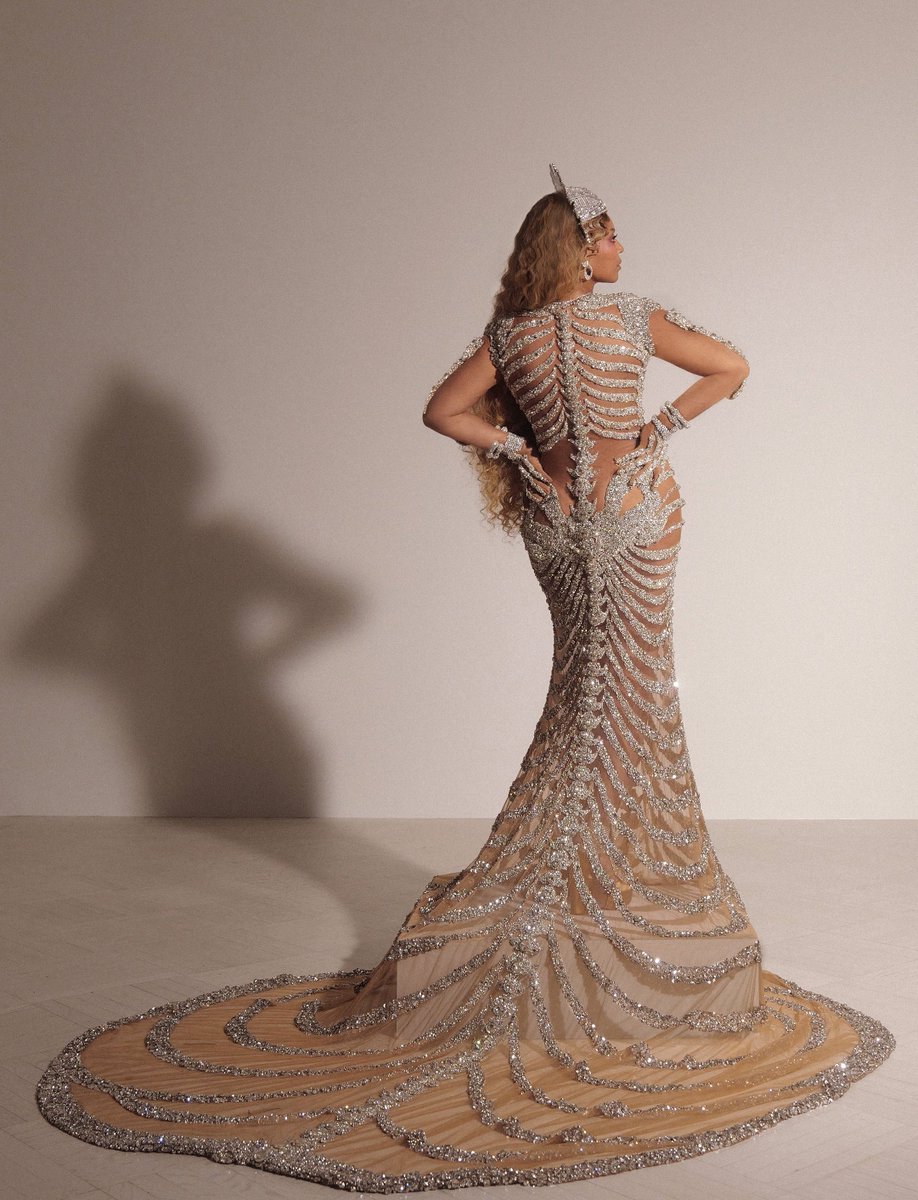 OH MY GOD BEYONCÉEEEEE