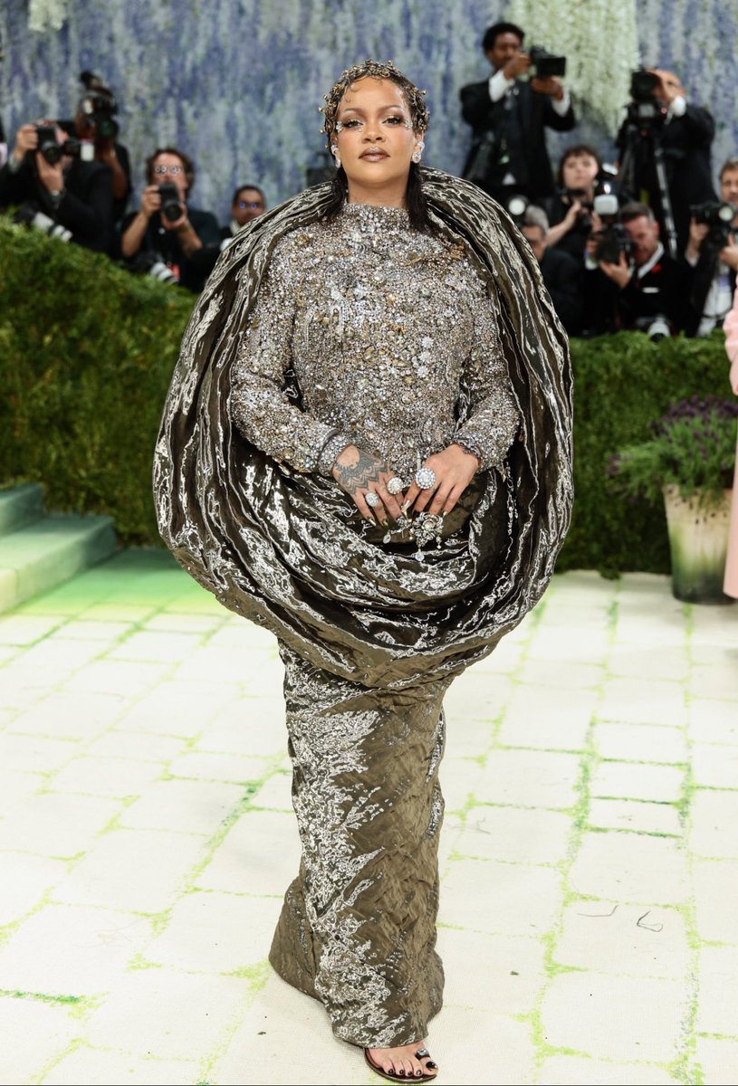 Fenty Headlines tweet media