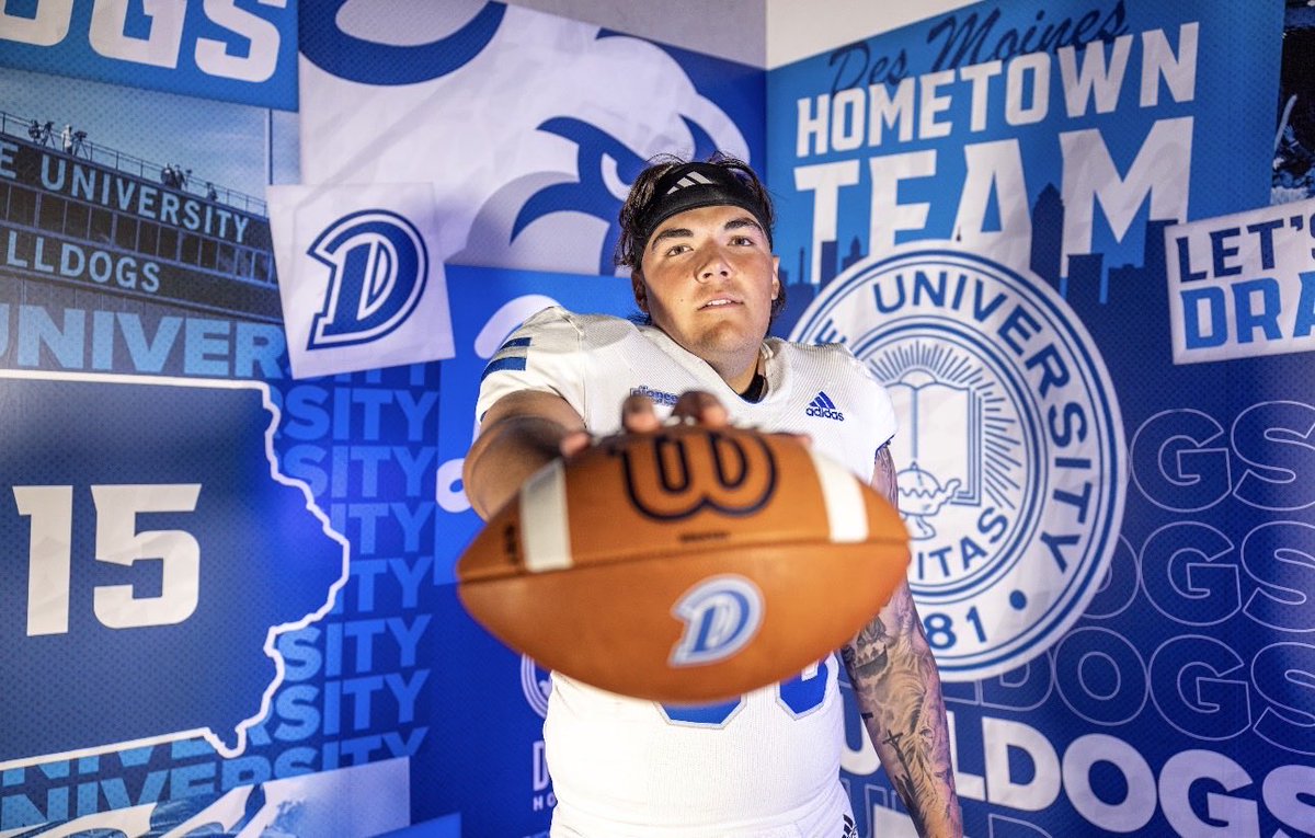 All Glory To God!!!! So blessed to announce my COMMITMENT to Drake University!!!
#Bulldog Nation 🐾🦴🐾
<a href="/CoachICOC/">Coach Iacenda</a> <a href="/DCorbet55/">Coach Corbet</a> <a href="/COCoLinecoach/">marc dumlao</a> <a href="/CoachOmarColon/">Omar Colon</a> 
<a href="/coach_crabbDU/">Coach Crabb</a> <a href="/coacht_ash/">Tanner Ash</a> <a href="/CoachJMath/">Joe Matheson</a> <a href="/MattWalkerDU/">Matt Walker</a>