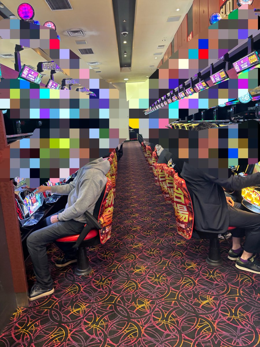 777_bigryo's tweet image. 【📣店内状況📣】
✅GOD ほぼ🈵
✅かぐや様 🈵
✅モンキーターン ほぼ🈵
✅ジャグラーコーナー ほぼ🈵
✅東京喰種 ほぼ🈵
✅北斗転生 ▶︎人気✨️

朝イチからジャグラーコーナー
賑わってる🤩

他にも楽しめそうな台、
まだ空きあるから遊びに来てねん🥰

#PR
#スーパードーム舞鶴店