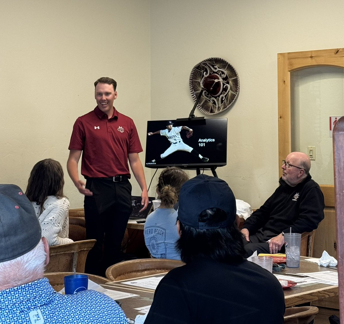 CoachVig24's tweet photo. The man @owennoland02 speaking at the monthly Bullpen Club for @CMUMavsBaseball. Best in the business! We are lucky to have Uno! #RumbleMavs https://t.co/UVFUUA1X8w