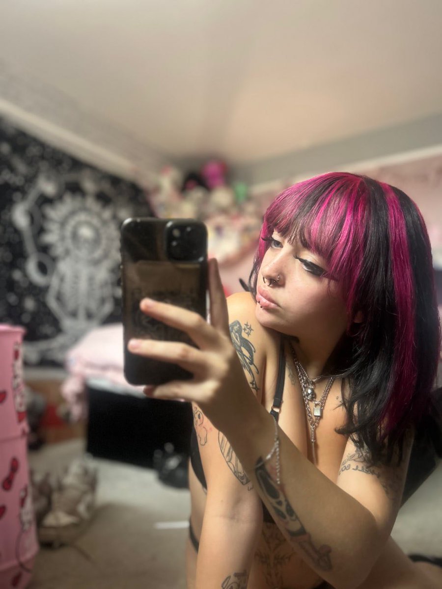 Lucyyyyy 💘😋 tweet media
