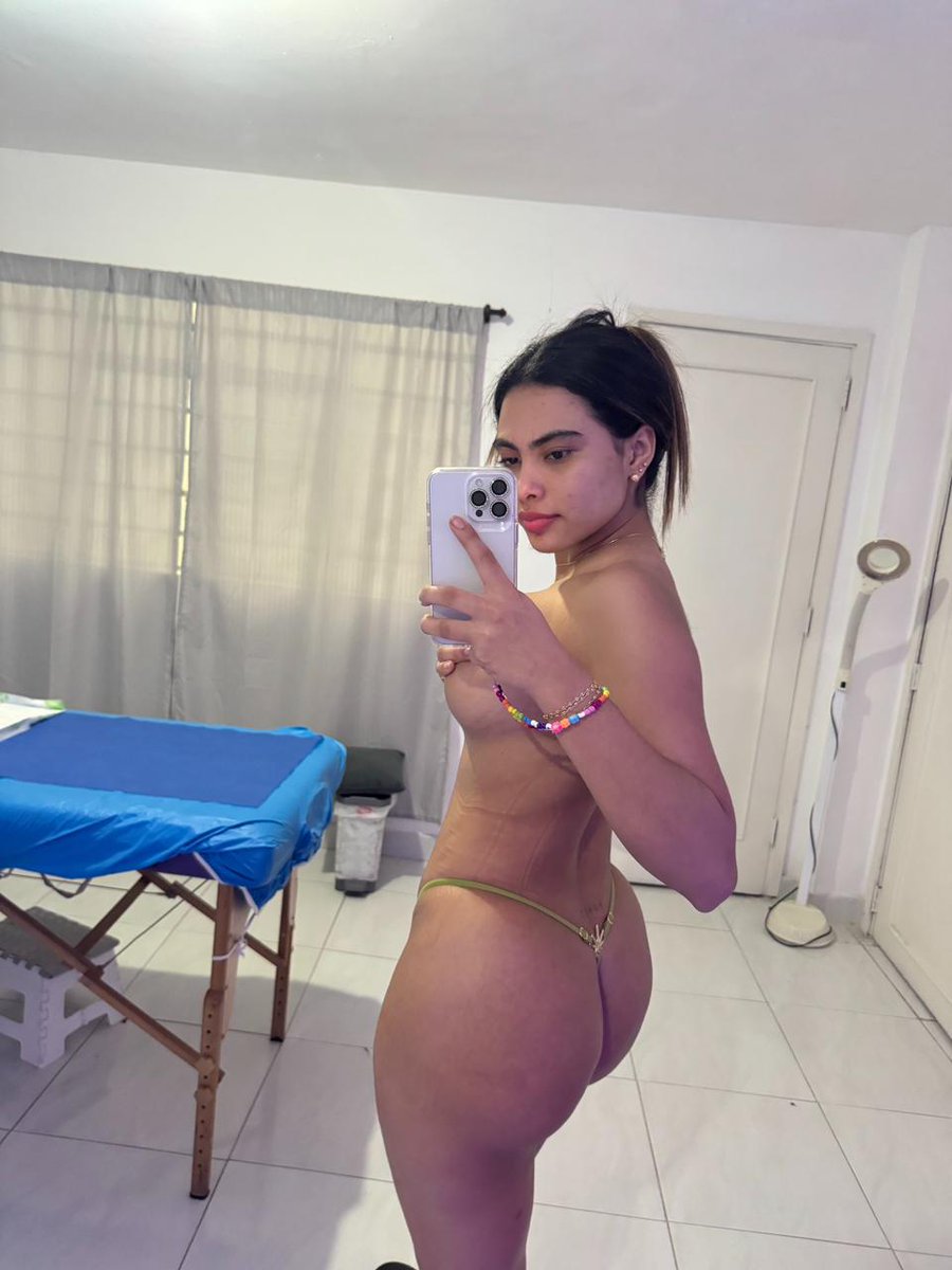 barbaracambels's tweet photo. Slow, smooth, and made to be admired 😈���
Don’t look away now 👇
@stripchat 
https://t.co/XV42z8DbeB

#latina #webcam #camgirl_ #stripchatlive https://t.co/g3XVxKPkh5