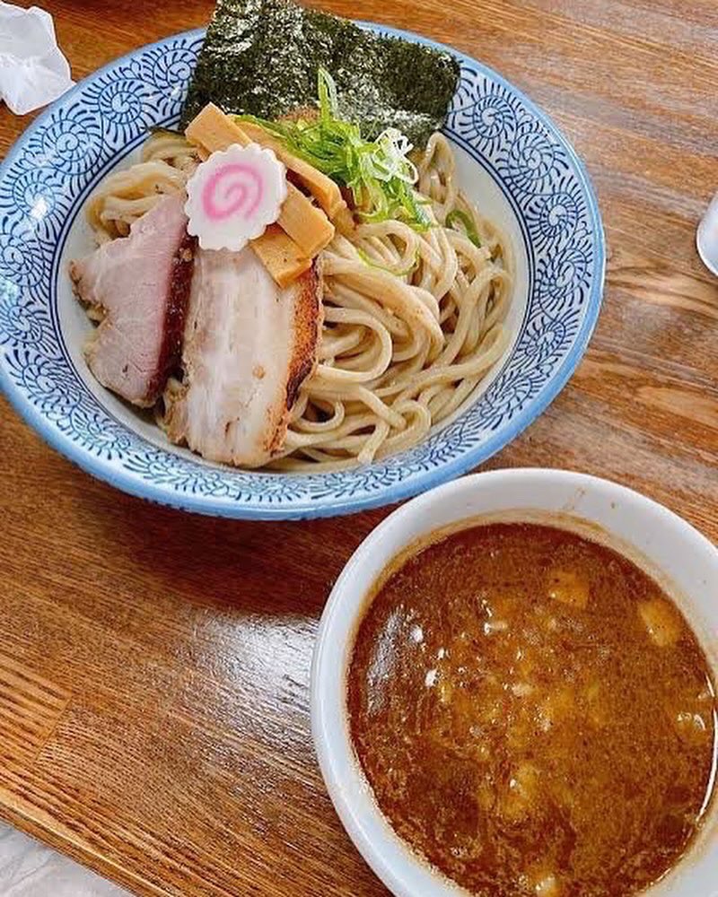 らー麺たまや零式煮干し濃厚豚骨@夜8時30分まで営業中 tweet media