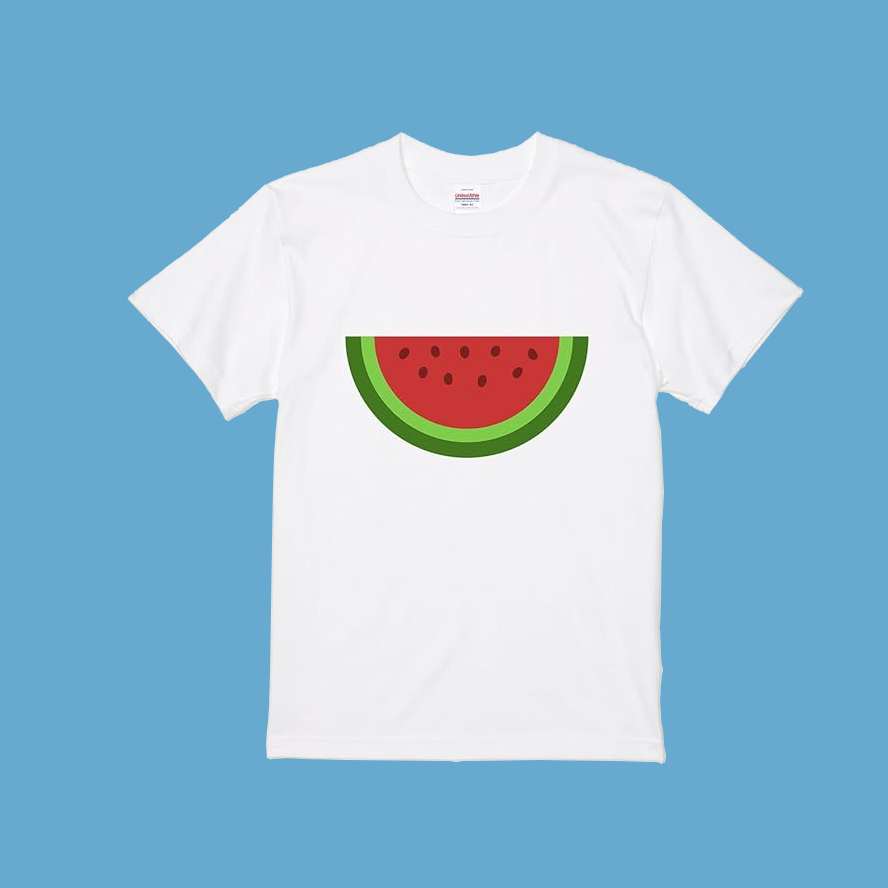 夏と言えばスイカ！ シンプルにスイカが配置されたデザインTシャツだよ