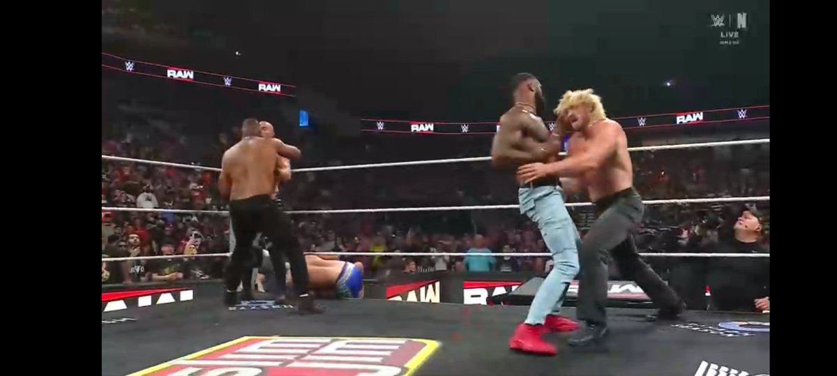 WWEKpopexperience tweet media