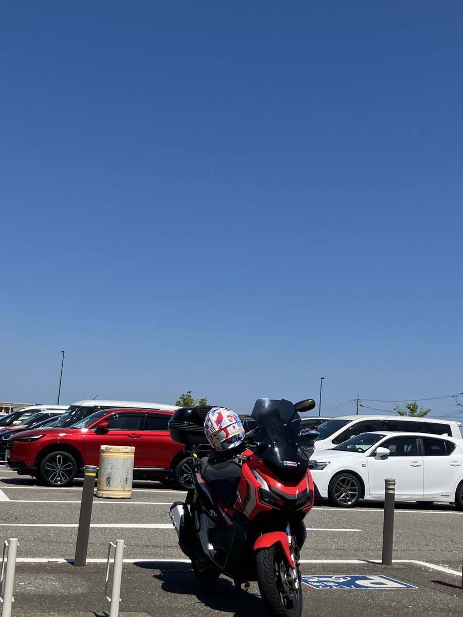 CRCcam's tweet photo. 小松なぅ
今回は日本海周りで。
大阪時代はよく行ってたなぁ。
R8をずっと北上して青森まで。
特に目的があるわけじゃなく、単純に走りに行ってた。
JA11で。。。 https://t.co/ihKO57GZN4