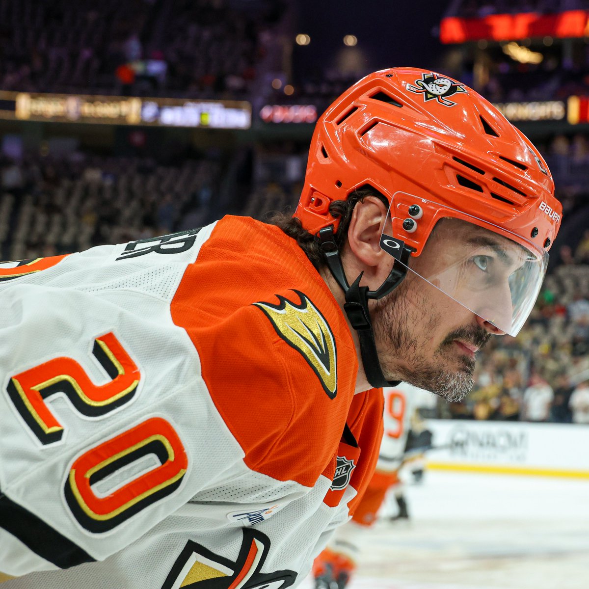 AnaheimDucks's tweet image. 2⃣0⃣

#FlyTogether
