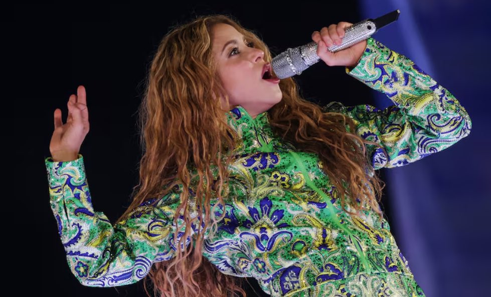 generation_n's tweet photo. @shakira drew an estimated 2 million people to Copacabana Beach in Rio de Janeiro, making it one of the biggest performances of her career and another reminder of the global power of Latin music. Click here for more: https://t.co/lnquT8kJ0E

#GenÑ #Shakira #LatinaPower #Copacabana #LatinMusic