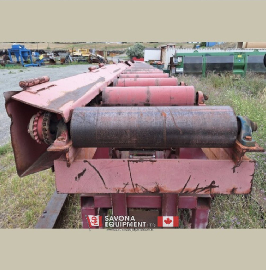 SavonaEquipment's tweet image. Log deck &amp;amp; conveyor feed system. 20ft by 40ft chain driven log deck, 40ft trough chain conveyor, 20ft trough chain conveyor, 50ft live roll case. Morbark drive consists of 2 hydraulic pumps, 50HP electric motor. savonaequipment.com/en/log-deck-an… #sawmill #logdeck #conveyor