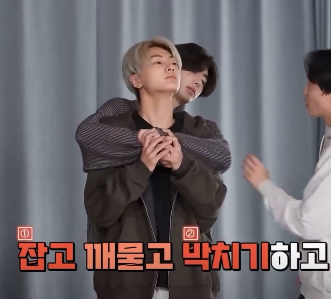 뭉먕 tweet media
