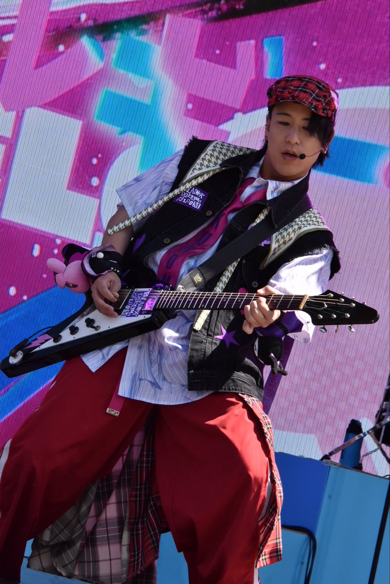 きい🐣🎸 tweet media