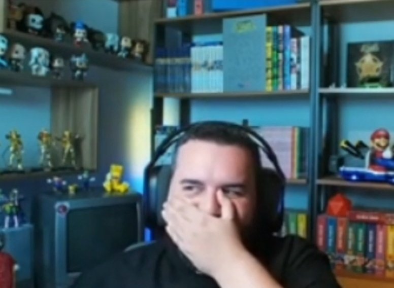m4ngueh's tweet photo. O padre ficando gag com a beamon KKKKKKKKKKKKKKKKKKKKKKKKKKKKKKKKKKKKKKKKKKKK https://t.co/nsgTEIYfG7