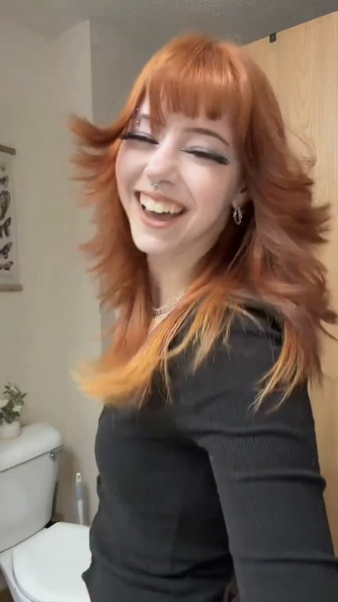 daily cute girls tweet media