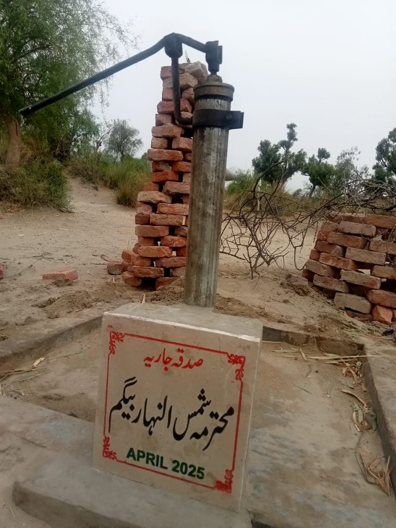 paksef's tweet image. Water shouldn’t be a struggle. In Sanghar, Sindh, many still lack access despite nearby rivers. Hand pumps installed through Paksef are bringing water closer to home. To learn more about Paksef reaxh out to @arrafiq #WaterAccess #Sindh #Pakistan #SadaqahJariyah #CleanWater