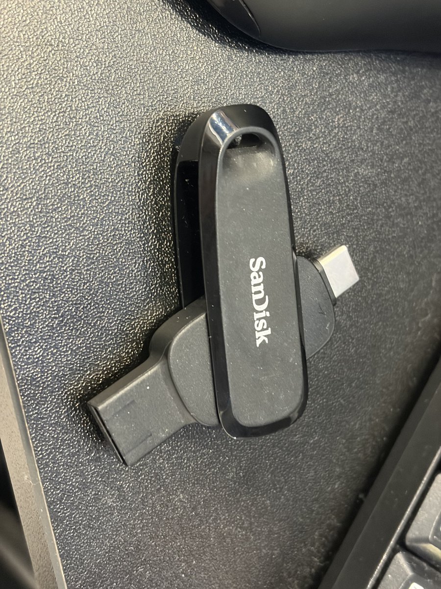 あつ電子P tweet media