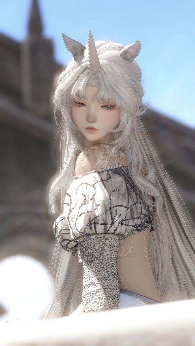 loreangelic's tweet photo. this hair is so perfect for her... im : ) https://t.co/rskvxPtxH7