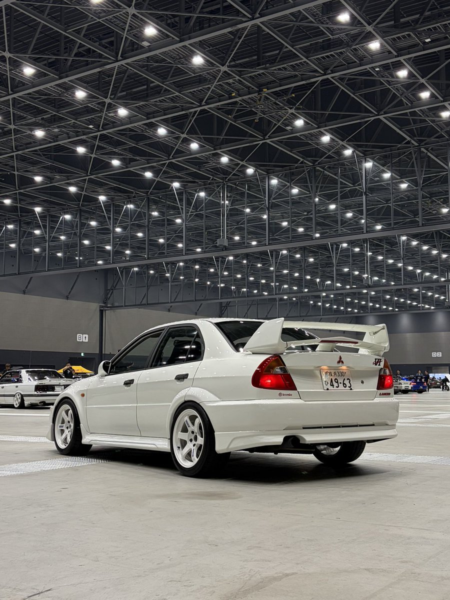 Yu11411357's tweet photo. #wekfest2026 お疲れ様でした
ワイドボディ勿論超かっこいいですが
今年も唯一のナローボディランサーとしてプライドを持って置かせていただきます。
そして“これエボ幾つなんだろ”結構言われました笑
お会いした方々ありがとうございました！
#wekfest
#wekfestjapan 
📷Spottedbycyrus
      ジェフ https://t.co/dixwVoZb7g