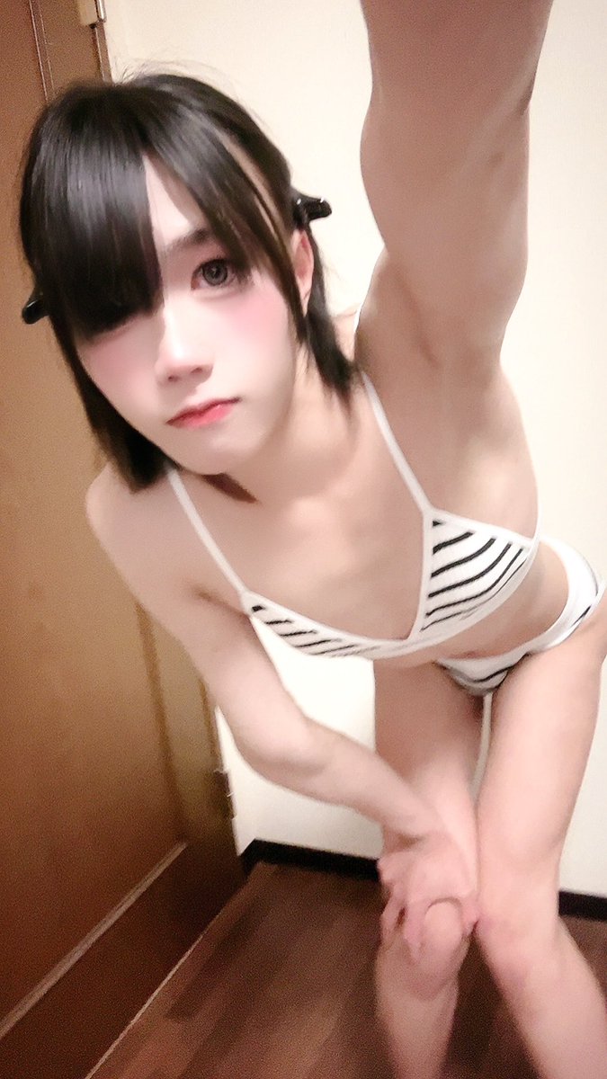 DOSKEVEH's tweet photo. CalvinKleinはいいぞ委員会
ゴールデンウィーク、楽しもうぜ。
 #男の娘  #女装 https://t.co/RmeYHLyyEs