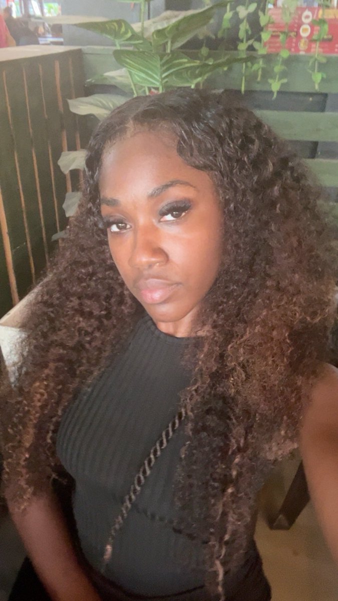 juligotbands's tweet image. Beginner nail tech in Orlando looking for hand models!💅📲 Get here now!
#nails #orlando #boston #ROSÉ 
#wataa #blacknailtech