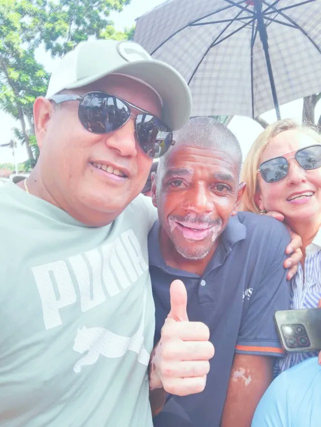 Los líderes sindicales José Patines y Carlos Salazar estuvieron siendo perseguidos en Guanare, este lunes 4 de mayo de 2026, por el Sebin theelnews.org/2026/05/04/lid…