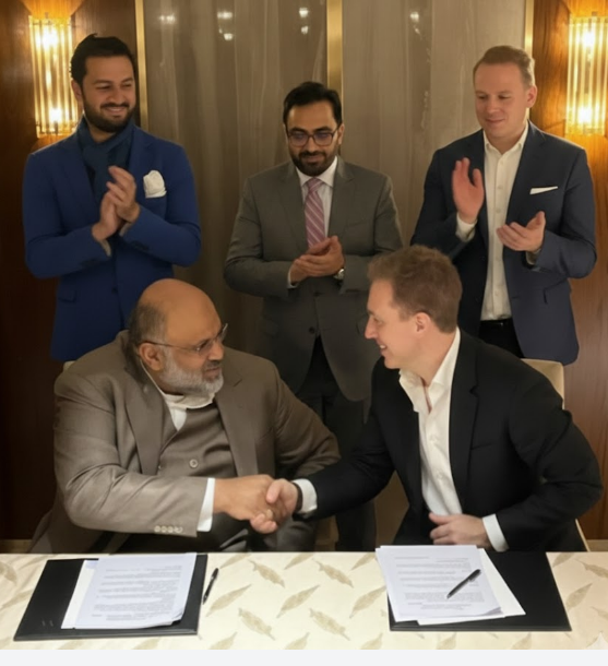 ledgerlifeio's tweet image. Pakistan has launched its first blockchain-based cloud engine, kicking off a national rollout for government, academia and startups, with plans for AI-native apps and a pilot messaging platform.

Read more: ledgerlife.io/pakistan-launc…

#pakistan #ICP @dfinity @DFINITYDev #Blockchain