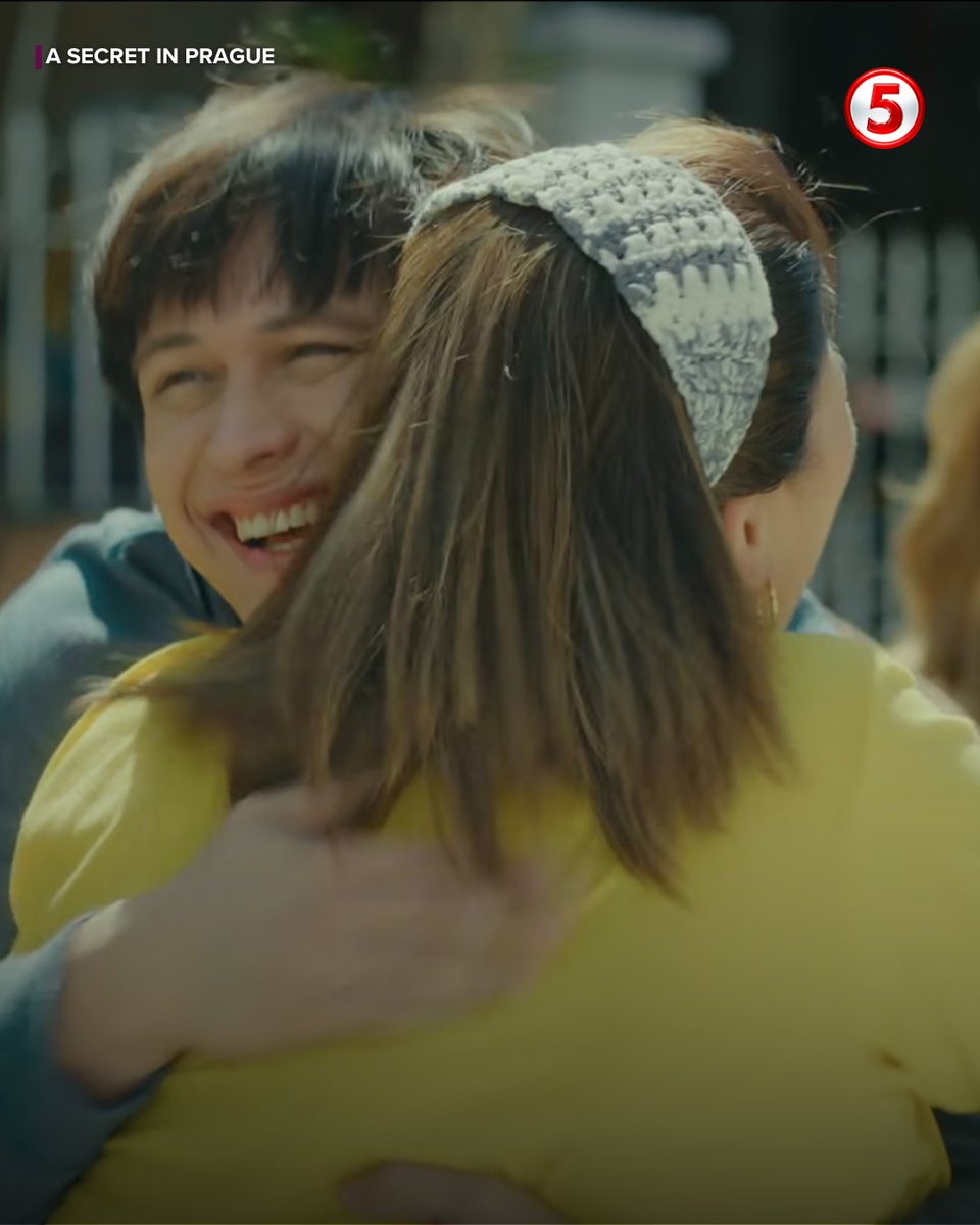 TV5 tweet media