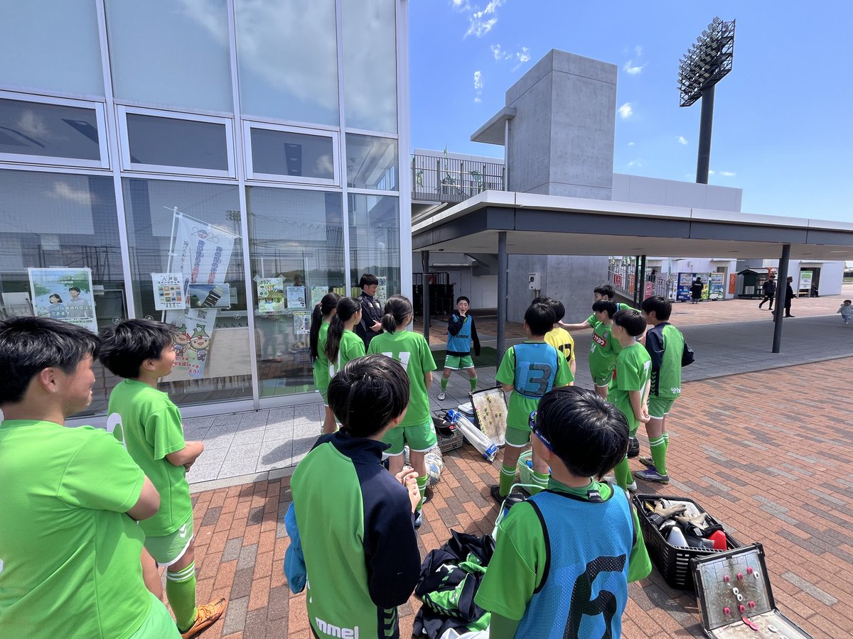 ヴァンラーレ アカデミー tweet media