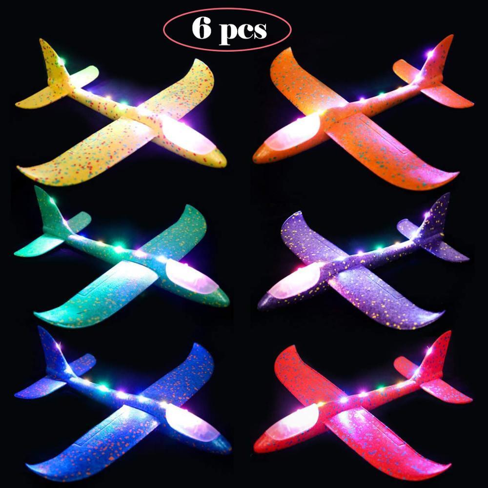 UnicunShop's tweet image. Looking for a fun way to get the kids (and yourself!) outdoors and away from screens? 🌳

Our LED Glider Planes make for a magical evening activity the whole family can enjoy together. ✈️✨

Check them out here: unicun.com/product/hand-t…

#FamilyFun #OutdoorPlay #NightFlight