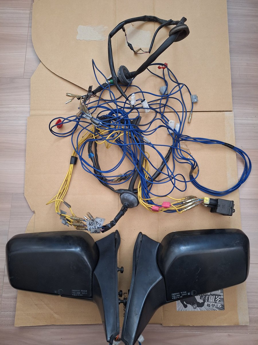 omi6300's tweet photo. 1号機の電動格納ドアミラー復活させるか… https://t.co/rKynL2GWFS