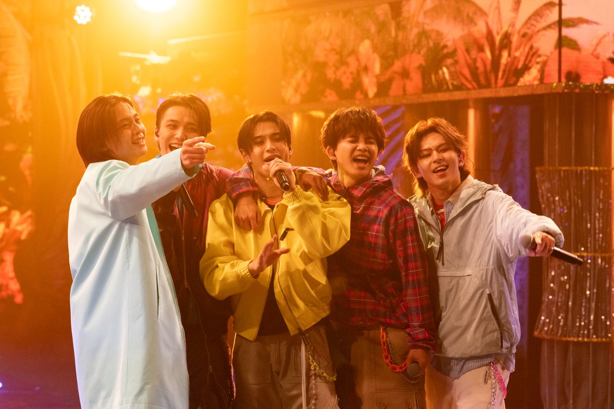 【公式】STAR tweet media