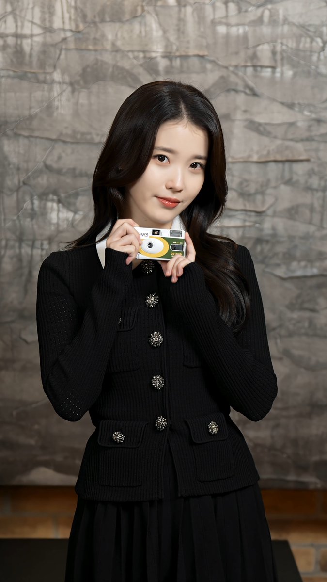 아이유 에델바이스 tweet media