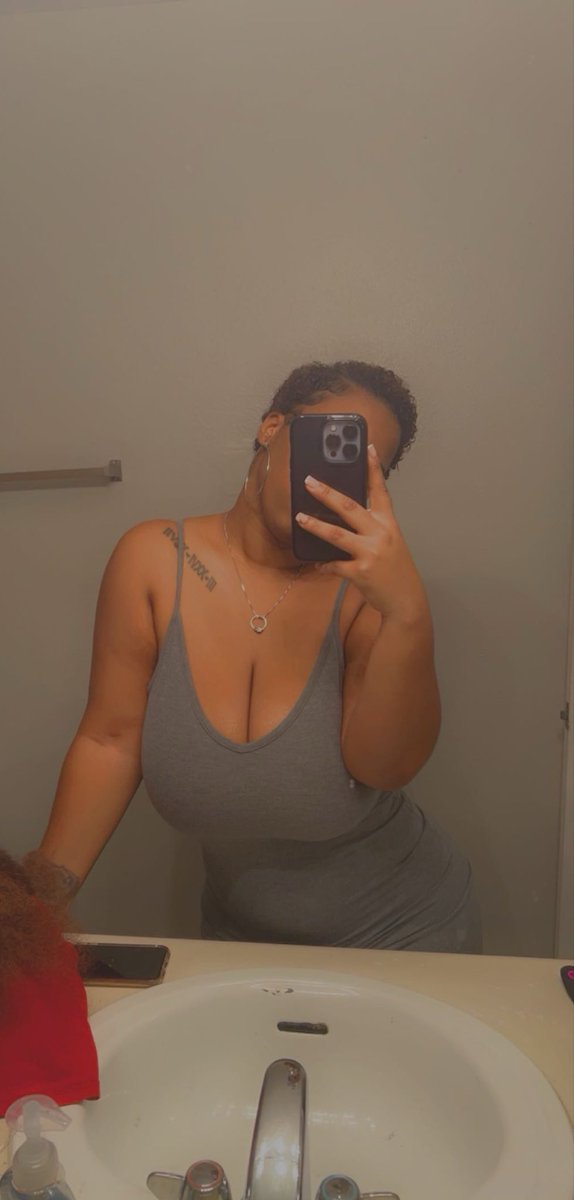 GODDESS ✨ tweet media