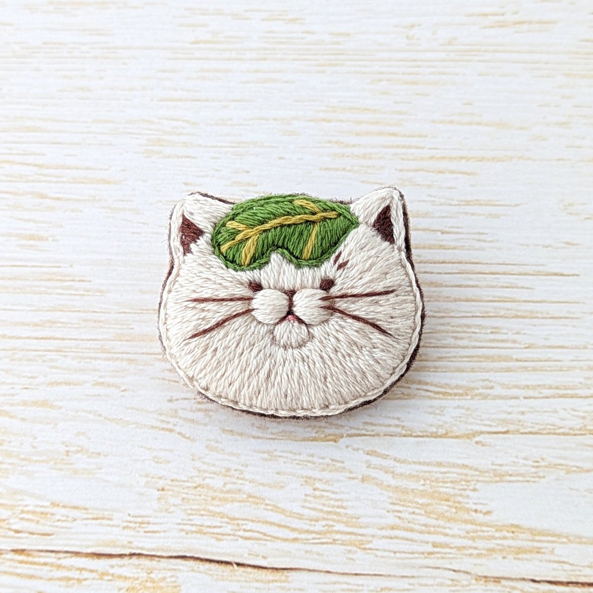 豆《ネコの刺繍 》 (@mame85023) / Posts / X