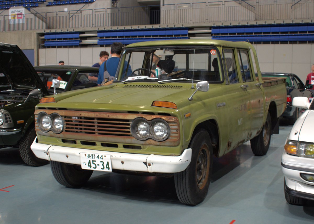 bmwe34_japan's tweet photo. 官公庁登録の「長野４４つ」
老後の楽しみにと上田営林署で使用されていた現車を入手。初代オーナー、先代オーナーの協力で復活 https://t.co/5M7tUnRoqS