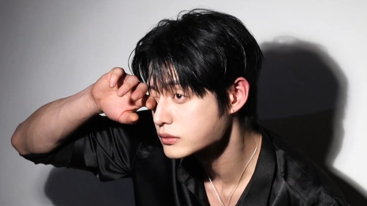 잡초 tweet media