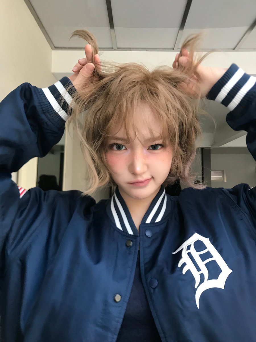 aekiiiga's tweet photo. 랏됨 지유가 또 베리즈 다 찢어버림 https://t.co/7oNXCJlFo9