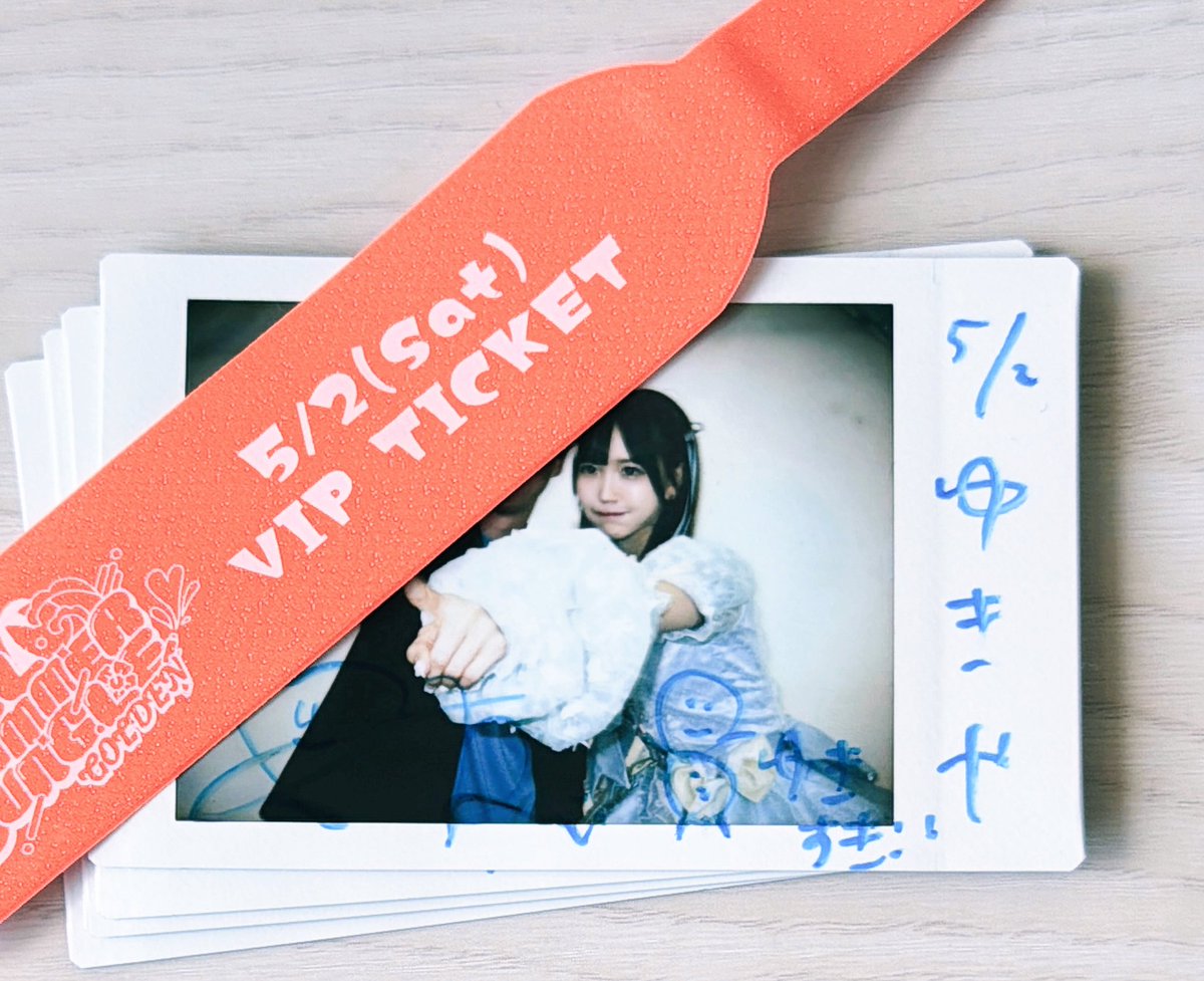 ☃︎➴ tweet media