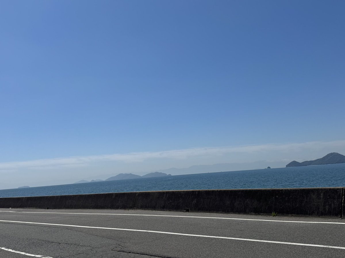 kiyoha97622's tweet image. 筋肉痛を上書きしたこどもの日🎏のラン🤣
GWも終盤だなぁ…。

#Just do it
#On Cloudmonster
#外ラン＆ジョギング
#イマソラ
#本日のBGMはTHAT'S A NO NO