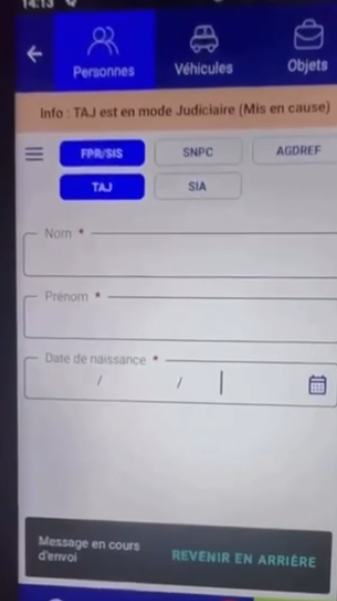 seblatombe's tweet photo. 🚨🇫🇷 Police / Gendarmerie : un hacker diffuserait une méthode permettant d’accéder au TAJ et à d’autres bases internes

« J’expliquerais comment obtenir un accès à des fichiers des forces de l’ordre ou demander un extrait de casier judiciaire ou d’autres documents en passant par un recours. »

Des captures circuleraient montrant une prétendue procédure pour obtenir des informations issues de fichiers comme le TAJ et d’autres bases internes, via des accès VPN.

👉 Il ne s’agirait pas d’un piratage technique, mais d’une manipulation des procédures et des interlocuteurs via des techniques d’ingénierie sociale.