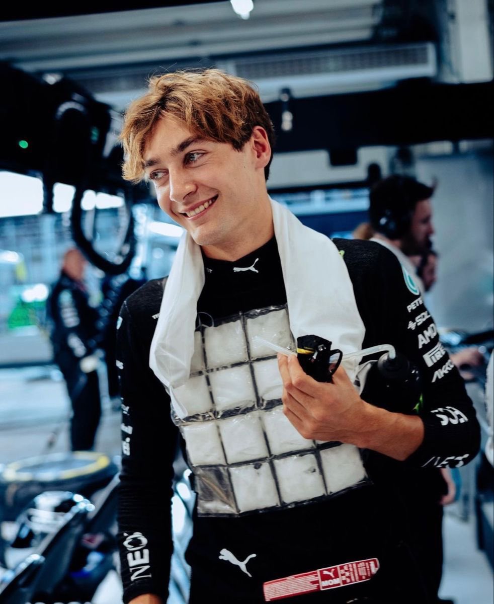 russellatte's tweet photo. i love george russell oh my princess thank you for getting me into this sport https://t.co/UQISKxcpKv