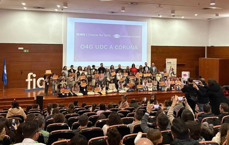Oracle Academy tweet media