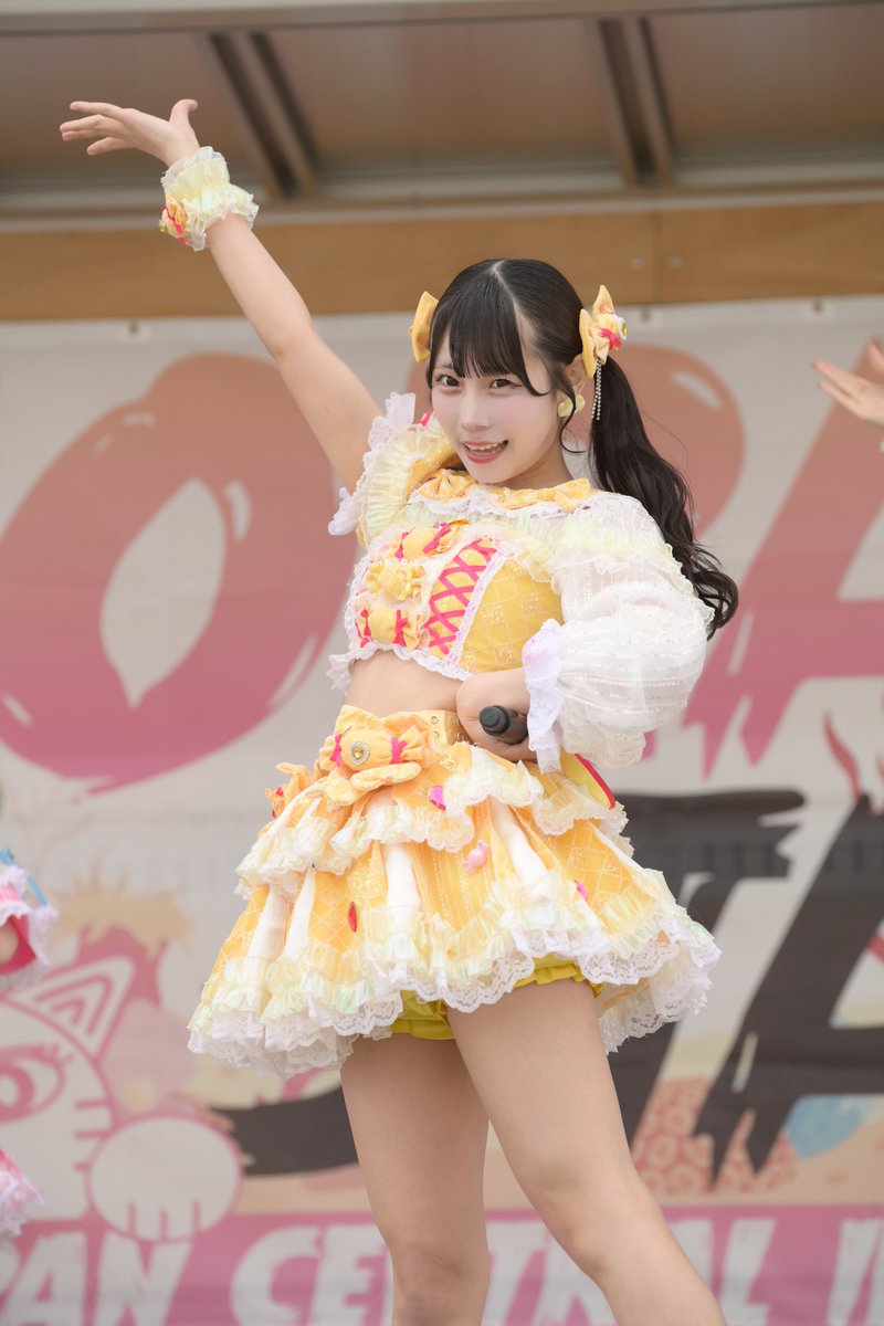 Jcif JCIF 内海 写真撮りました 撮ってる時からかなり圧感じた でも可愛いからいっか #ろりちゅー #撮影可ライブ #戸高凛音