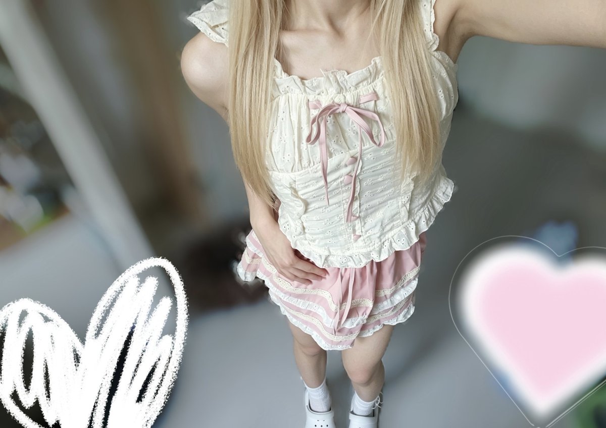 Isabella Moore tweet media