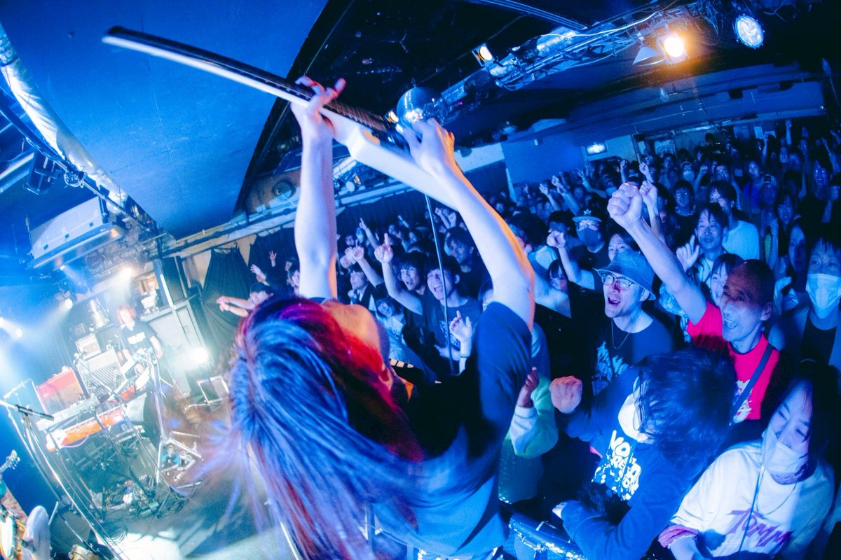 MLG_band's tweet photo. 日曜はモーモールルギャバン渋谷Spotify O-nestにてニガミ17才とツーマンでした。GWに素敵なツーマンができました。ありがとうございました！

Photo by @LuckyHappySHUN https://t.co/Rtp0mEUmQA