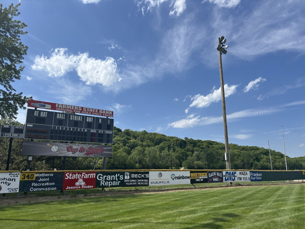 derkfor3's tweet photo. Absolutely picturesque ballpark in Wathena. ⚾️ Loved this place. Had great games and a good, young partner, too. 🤝

@KSHSAA https://t.co/YzQiq5gD8E